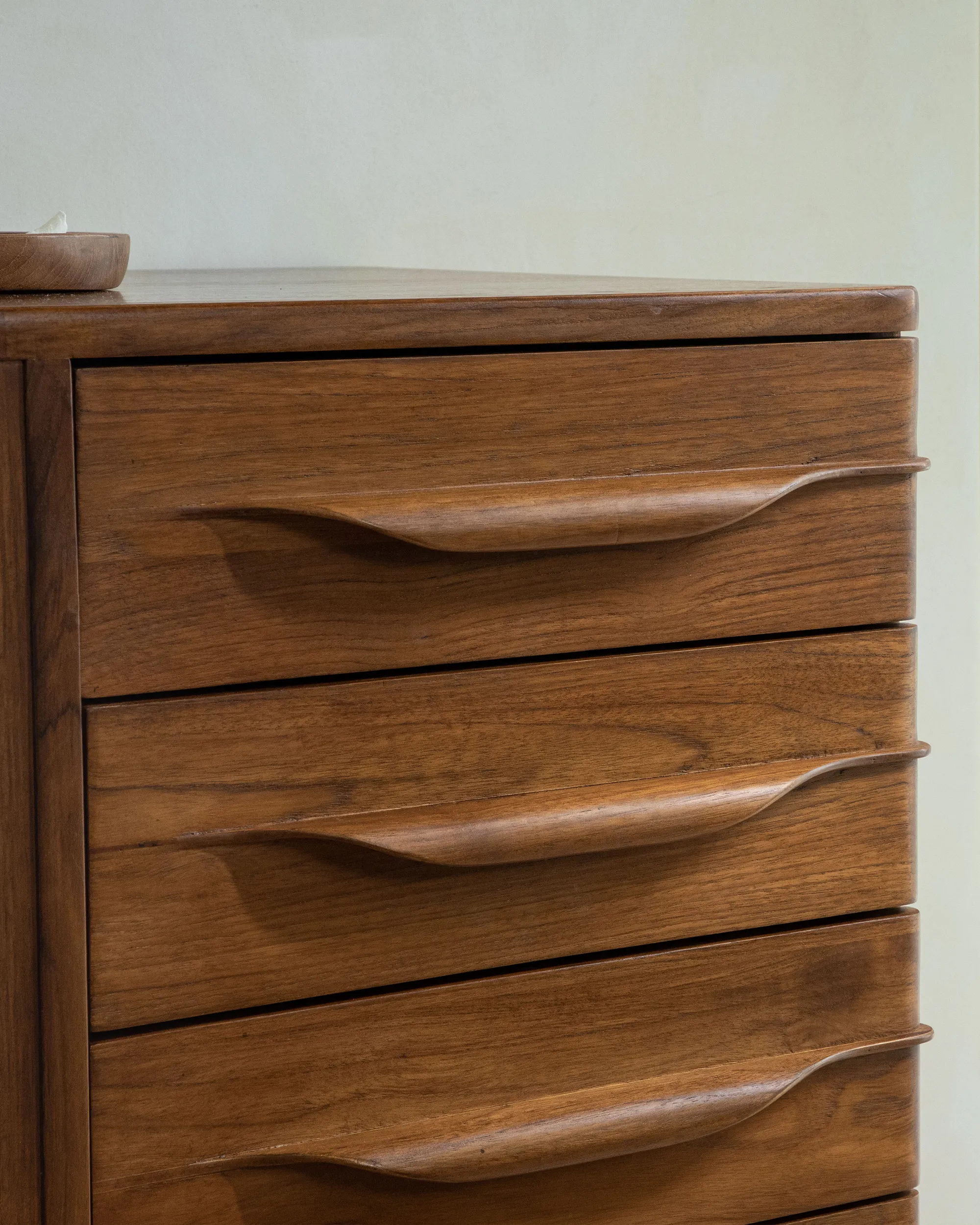 NO.424 Venice Sideboard