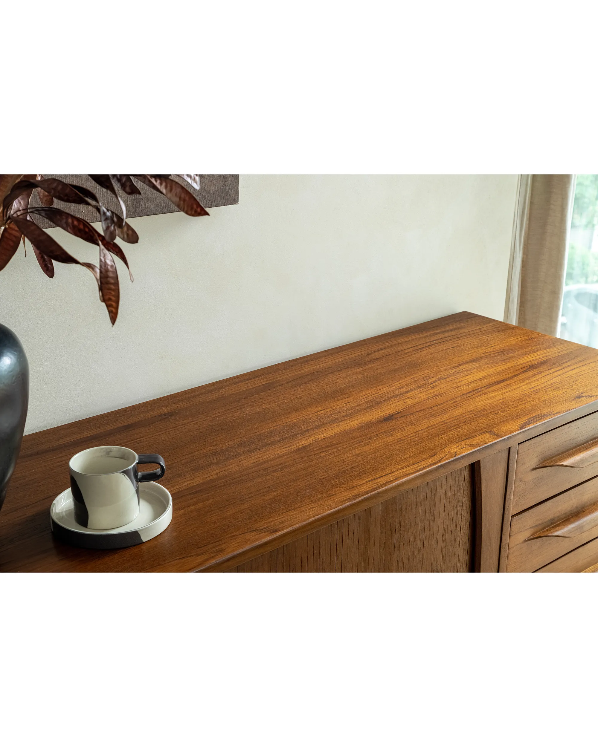 NO.424 Venice Sideboard