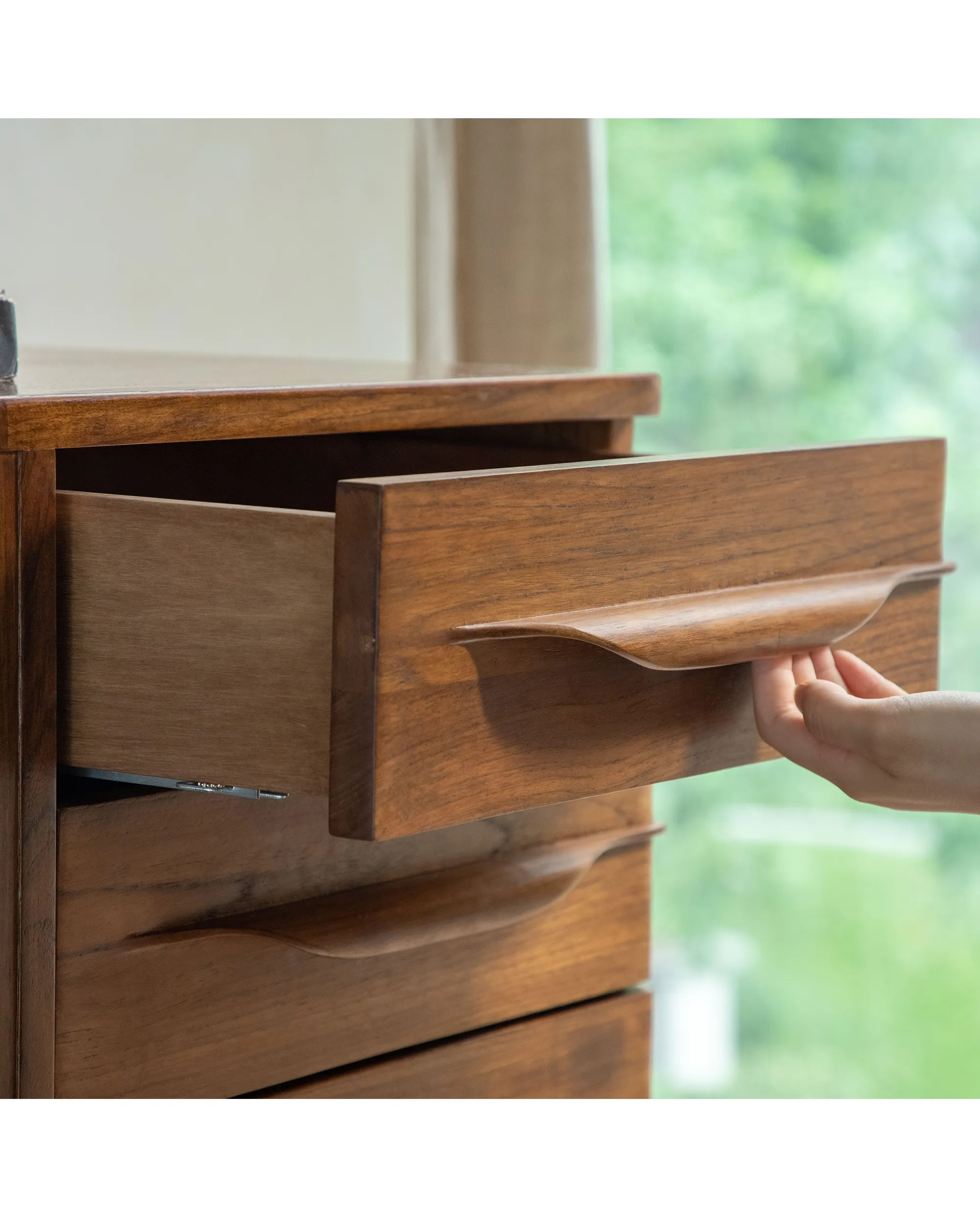 NO.424 Venice Sideboard